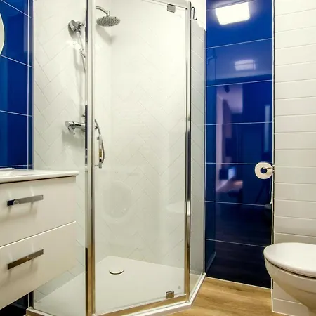 W&K - Blue Suite - Fv Vat, Parking W Garazu, Blisko Dworca I Centrum, Wi-Fi * Koszalin